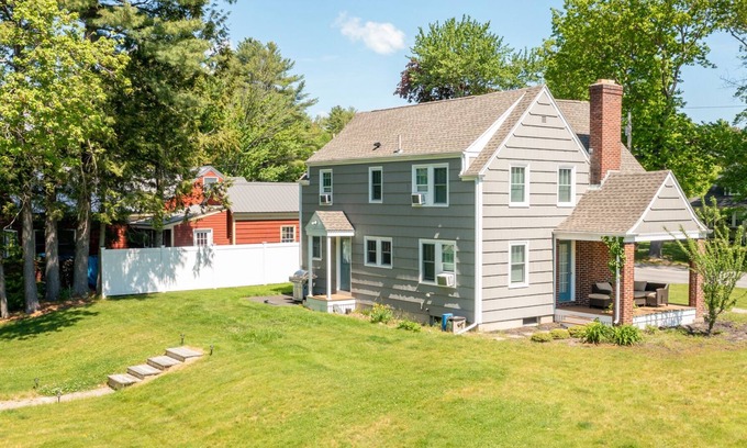 Saco House | Saco Summer House 3 beds 1.5 baths recently rennovated