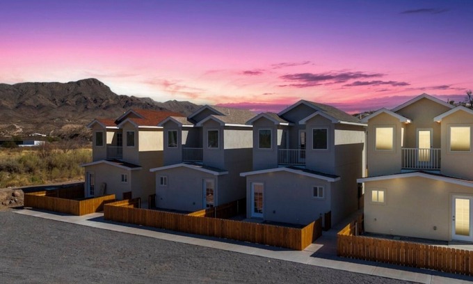Truth or Consequences House | Safari Suite Unit 7