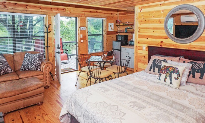 Dripping Springs Cabin | Safari Treehouse w/Fire Pit, Grill & Seasonal Creek Views in Dripping Springs
