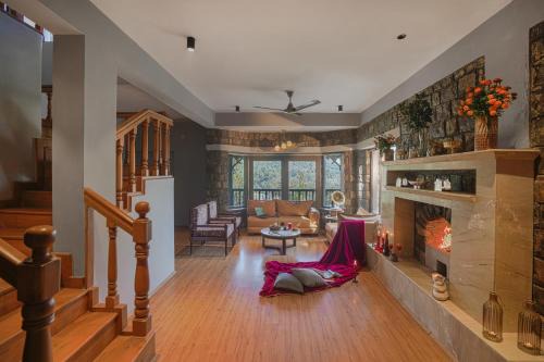 Bhimtal Villa | SaffronStays Silver Oak- 3 bedroom villa with large lawns