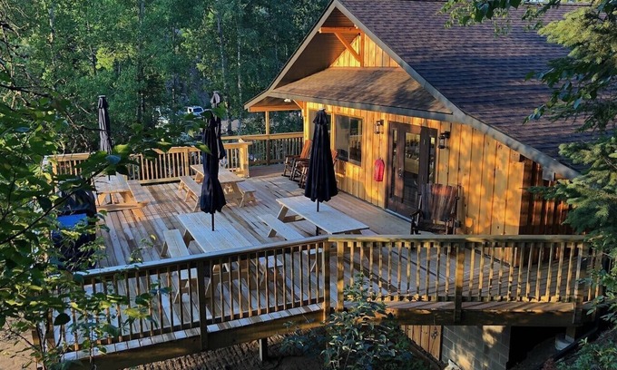 Grand Marais Cabin | Saganaga Lodge Small Room #2