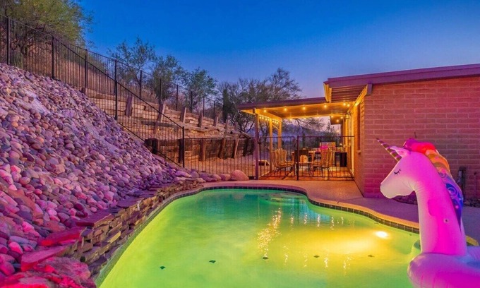 Oro Valley House | SaguarOasis by Velo - Hilltop Private Resort Home