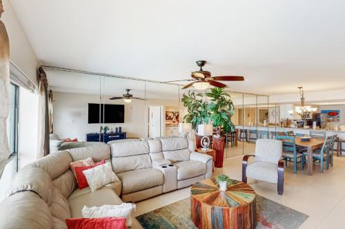 South Padre Island Apartment | Saida Towers IV #4802
