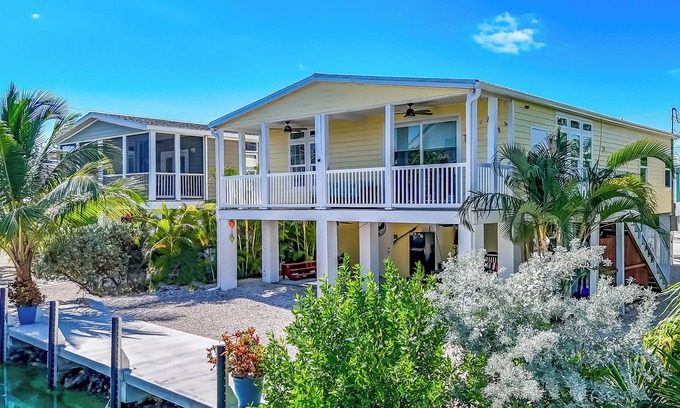 Cutthroat Harbor Estates House | Sailfish Retreat | 3 bed, 2 bath canalfront home on Cudjoe Key