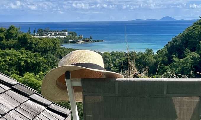 Le Gosier Villa | Sailing Gray, charming villa and tranquility, sea view