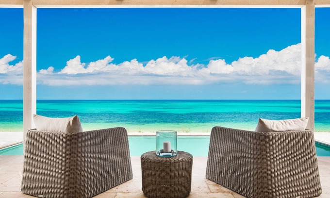 Cockburn Harbour Hotel | Sailrock South Caicos, Small Luxury Hotels of the World