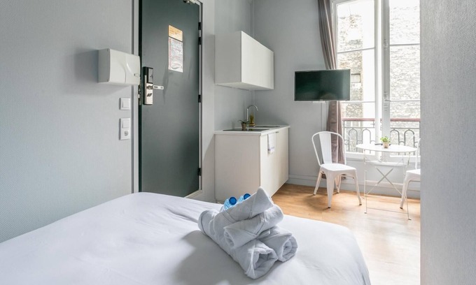 Madeleine Apartment | Saint-Lazare - Opéra : lovely flat for 2