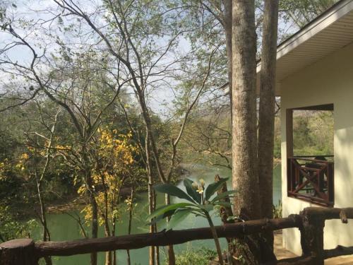 Sai Yok Resort | Saiyok River House