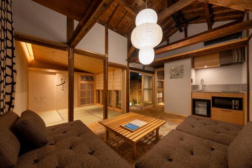 Sakai Ward Hotel | SAKAINOMA HOTEL 柳 Yanagi