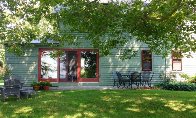Little Compton House | Sakonnet Point water view home + guest cottage near beach