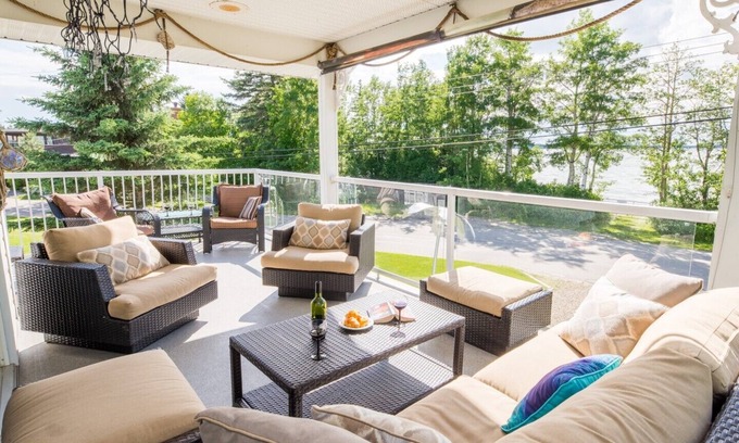 Sylvan Lake Cottage | SALE On Now 4 September! LAKEFRONT with Gorgeous VIEWS! Stunning 4 or 5 bdrm!