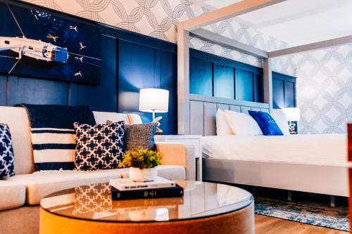 Salem Hotel | Salem Waterfront Hotel & Suites