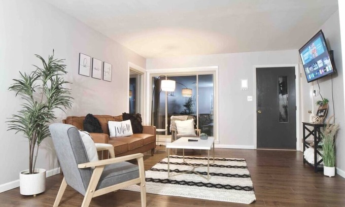 West Lafayette House | Salisbury
