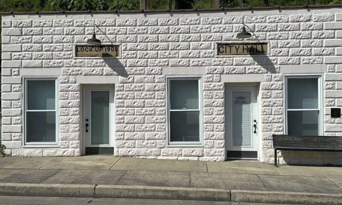 Sallisaw Apartment | Sallisaw's Strawberry Dumpling