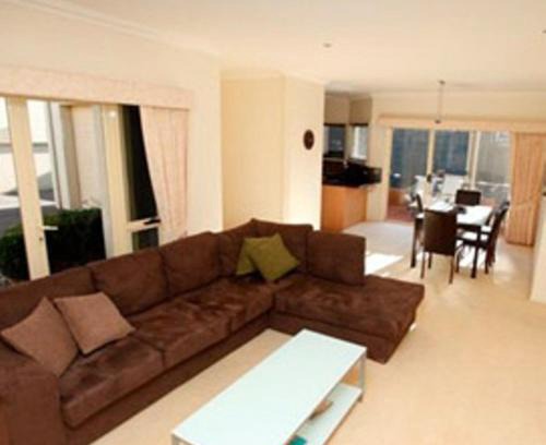 Warrnambool Apartment | Salt Air on Banyan