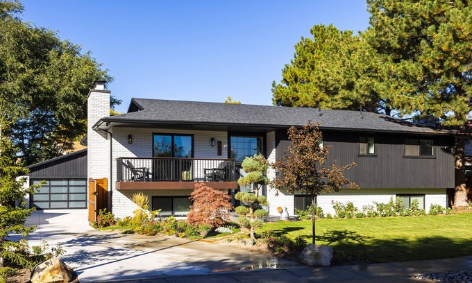 Taylorsville House | Salt Lake City Oasis by the Mountains