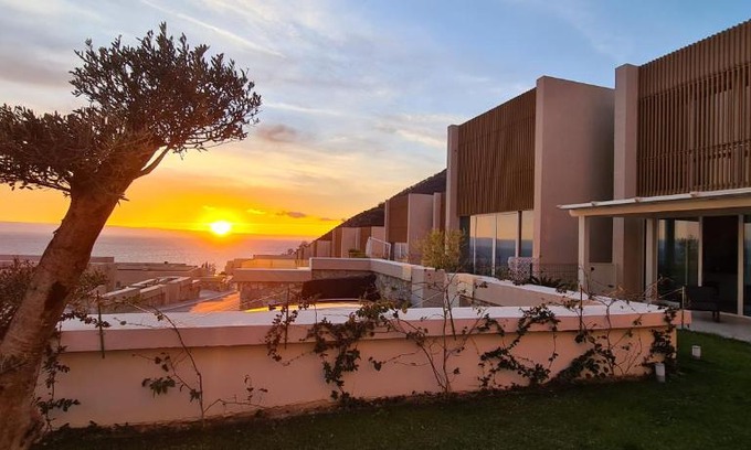 Jala House | Salt n Blue Villa Palase
