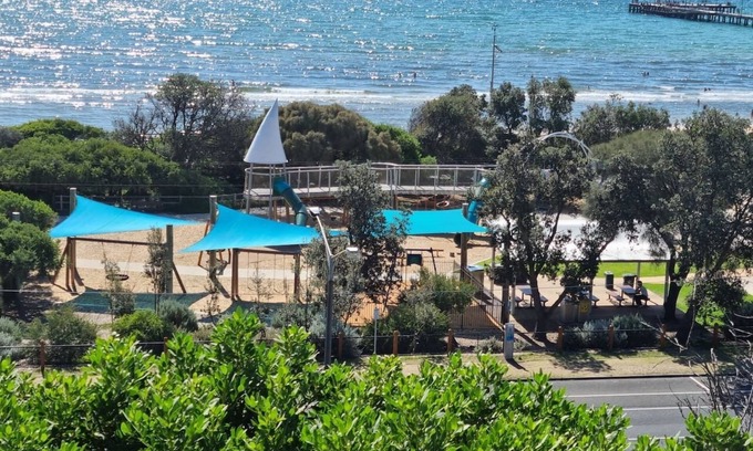 Seaford House | Salt n City - Seaford
