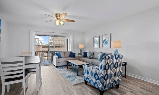 Pensacola Beach Condo | "Salt Therapy"| Pensacola Beach Access steps away! | Dog-Friendly Townhome