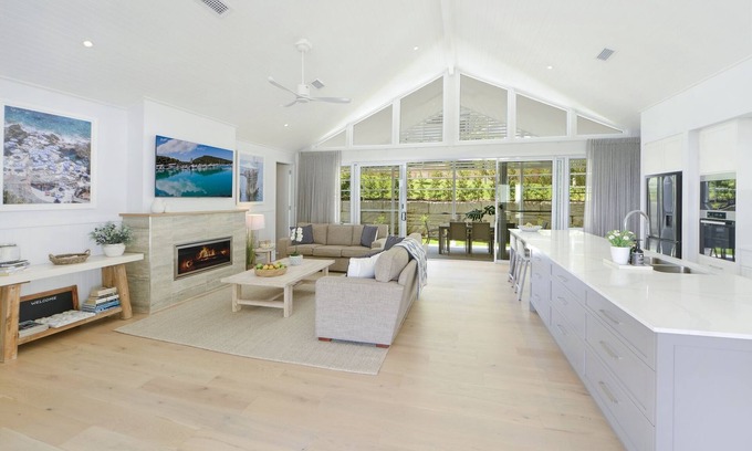 Avoca Beach House | Saltwater 12 - Stunning Newly Built Retreat