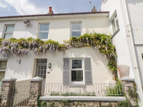 Babbacombe House | Saltwater Cottage
