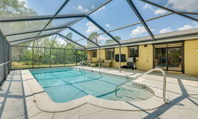 Joel House | Saltwater Pool & Lanai: Lehigh Acres Escape!