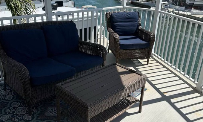 Cudjoe Key House | Salty Breezes 285nCharming 2-bedroom house in pleasant Cudjoe Key with WiFi, AC