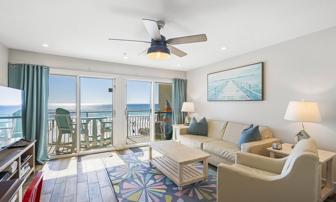 Crystal Beach Condo | Salty Dolphin - Gulf Front Oasis on Crystal Beach