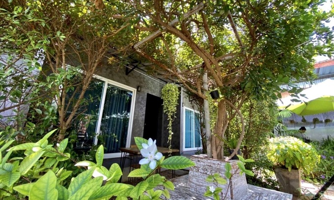 Koh Lan House | Samanta By The Sea - Adults Only