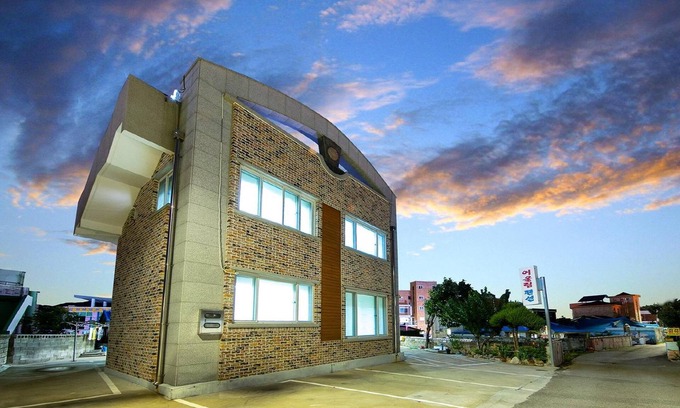 Samcheok House | Samcheok Eoulim Pension