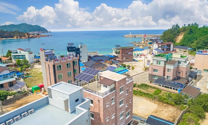 Samcheok House | Samcheok Kbichi Pension