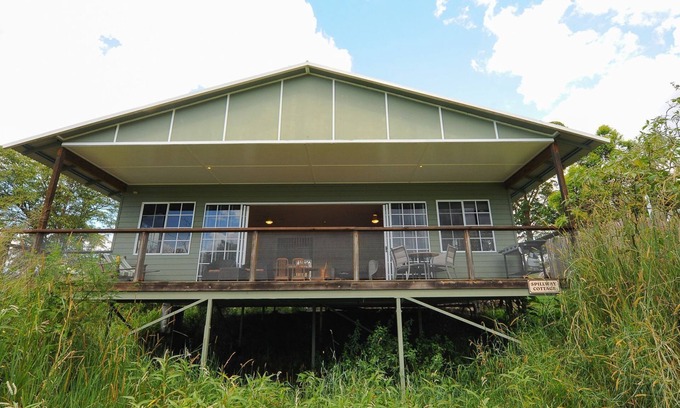 Mount Samson House | Samford Lakes - Spillway Cottage
