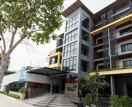 Saen Suk Hotel | Samkwan Village