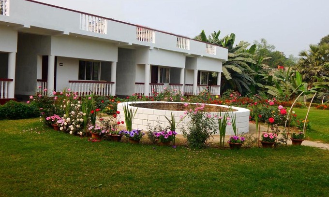 Berhampore Resort | Samriddhi Banquet Garden & Resorts