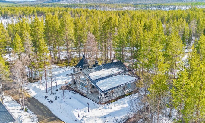 Salla House | Samruam A Kelohuvila by Interhome