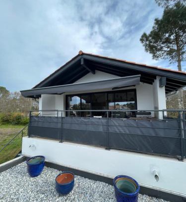 Capbreton Apartment | Samui - Equipé borne de recharge - Powering Station Electric Car
