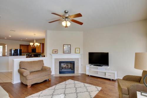 Wetmore House | San Antonio Getaway with Deck, Fenced-In Yard!