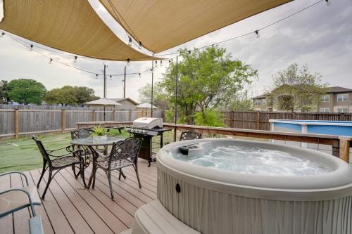 West San Antonio House | San Antonio Home with Hot Tub - 1 Mi to SeaWorld