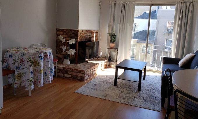 Inner Richmond Apartment | San Francisco-Best of both World-288 8th Ave @ Clement