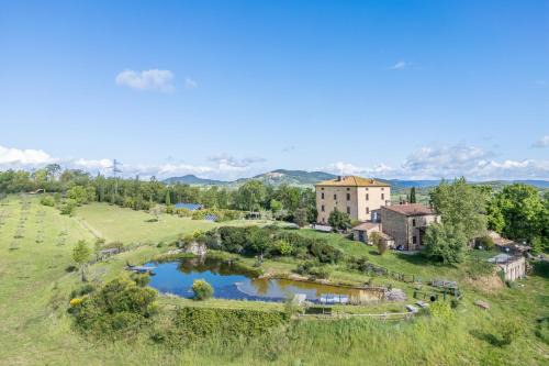 Castelnuovo di Val di Cecina House | San Paolo Farm, Wifi, Pool, Val Di Cecina