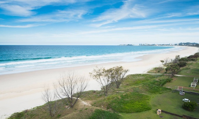 Tugun Apartment | San Simeon Apartments