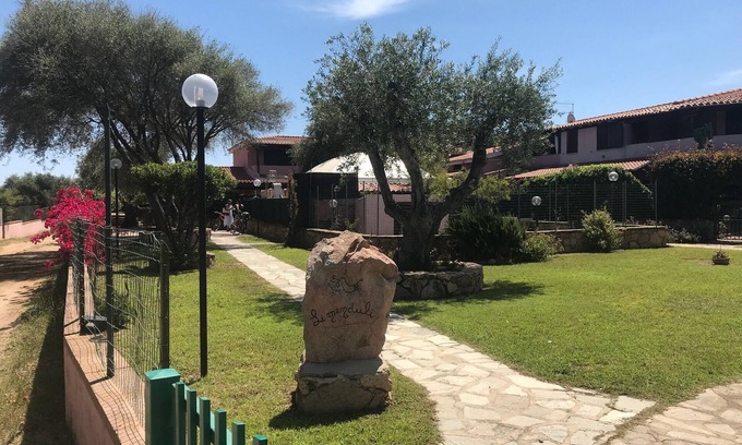 San Teodoro City Centre House | 'San Teodoro Holiday House A' with Wi-Fi, A/C & Terrace