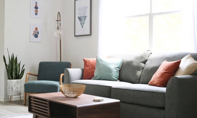 Gainesville Condo | Sanctuary Gainesville 💫 Bright 2 BR King Condo