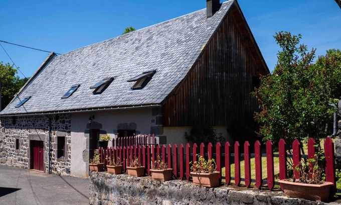 Besse-et-Saint-Anastaise House | Sancy Outdoor - Besse-et-saint-anastaise