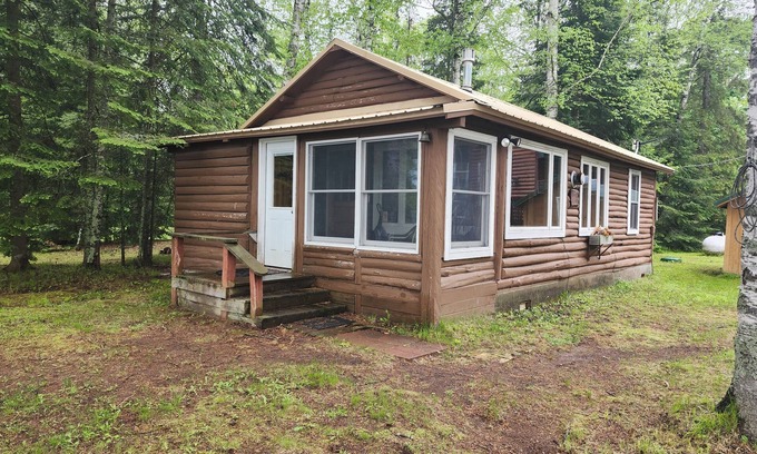 Mercer Cabin | Sand Beach and Great Fishing on the Turtle Flambeau Flowage