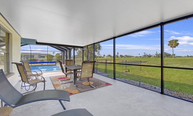 Oakland Hills Villa | Sand Dollar, full refund*, pool heat, sleeps 6