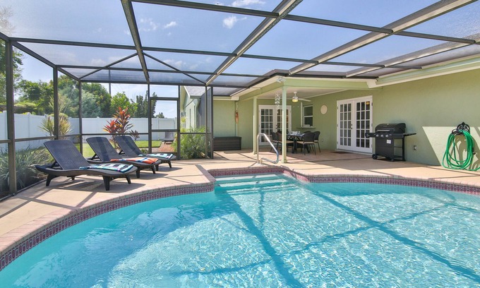 West Bradenton House | Sand Dollar - Newly Renovated Home w/Private Heated Saltwater Pool, Free Wifi