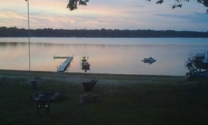 National City Cabin | Sand Lake Cottage - near Tawas