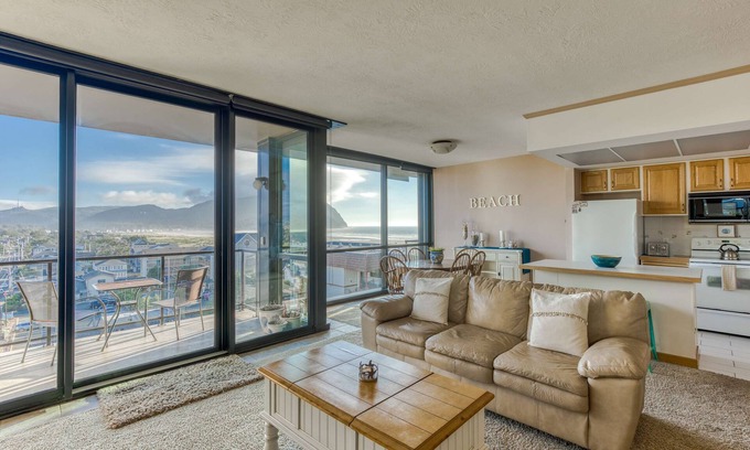 Seaside Condo | Sand & Sea (618) Seaside Panorama -Cozy Beachfront