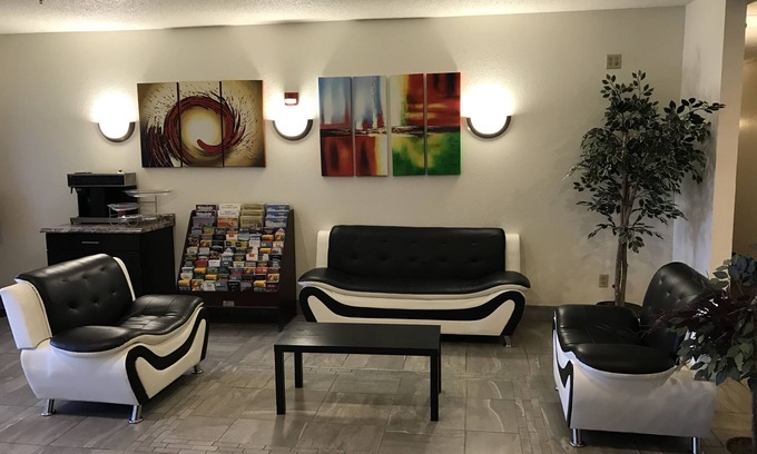 Shakopee Hotel | Sandalwood Studios & Suites